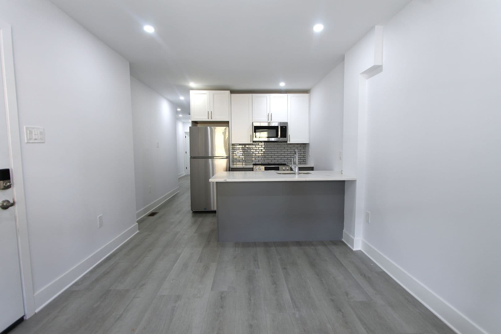 Philadelphia Apartment: 103 East Coulter Street