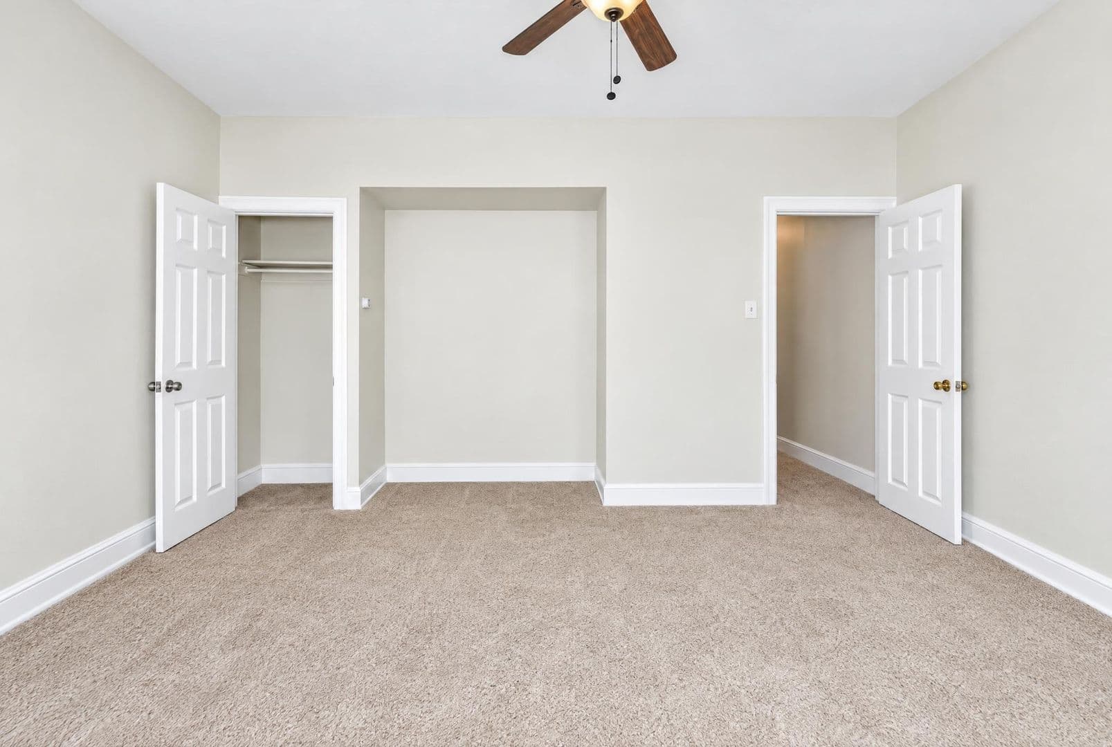 Philadelphia Apartment: 13-15 East Upsal Street