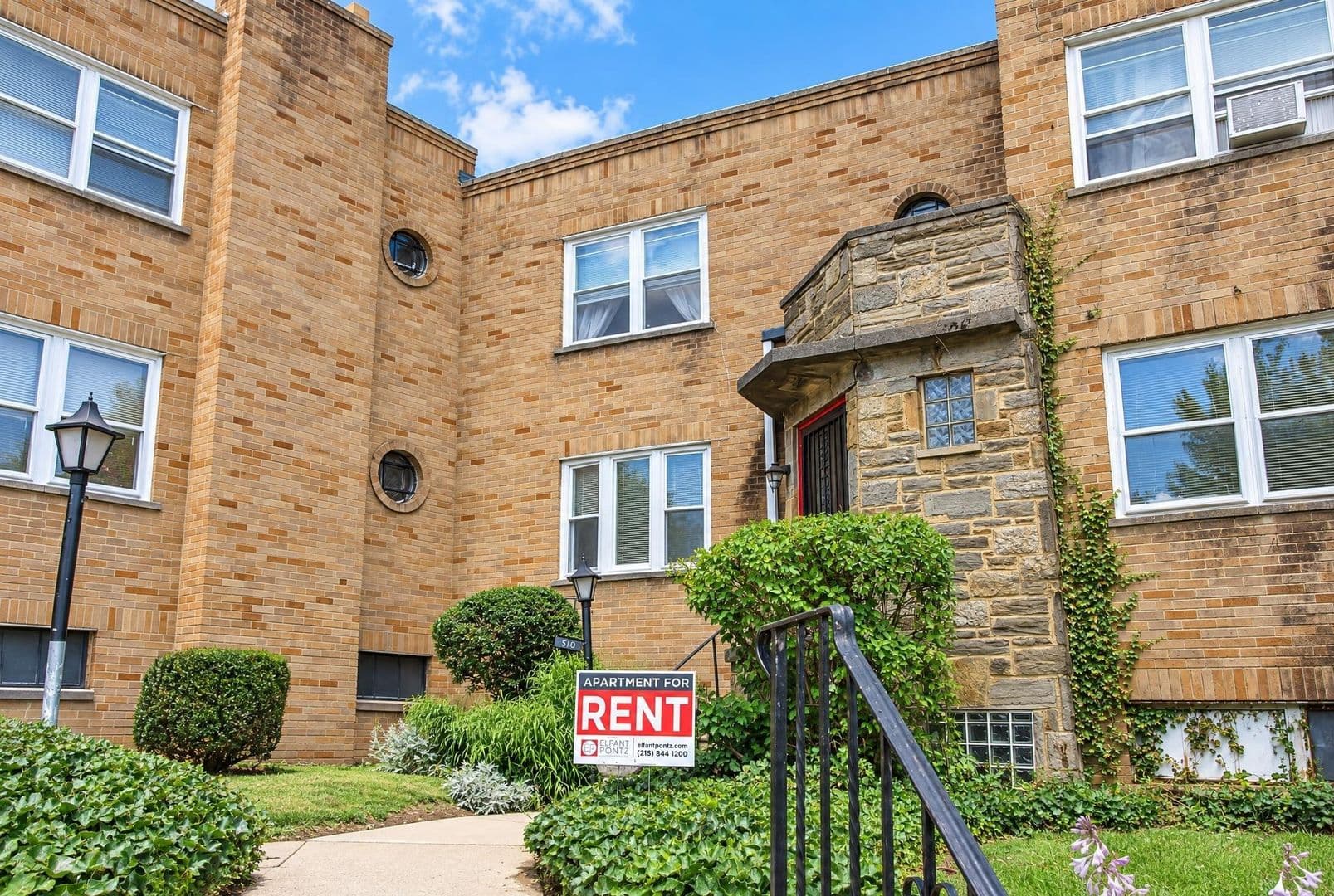 Philadelphia Apartment: 510 S Pleasant Place