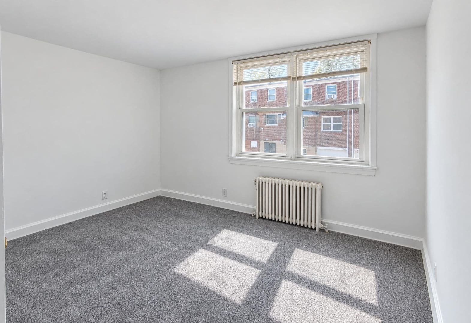 Philadelphia Apartment: 510 S Pleasant Place