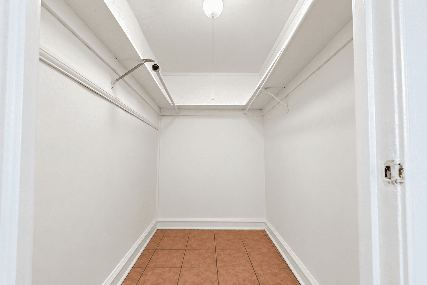 Philadelphia Apartment: 139 West Tulpehocken Street