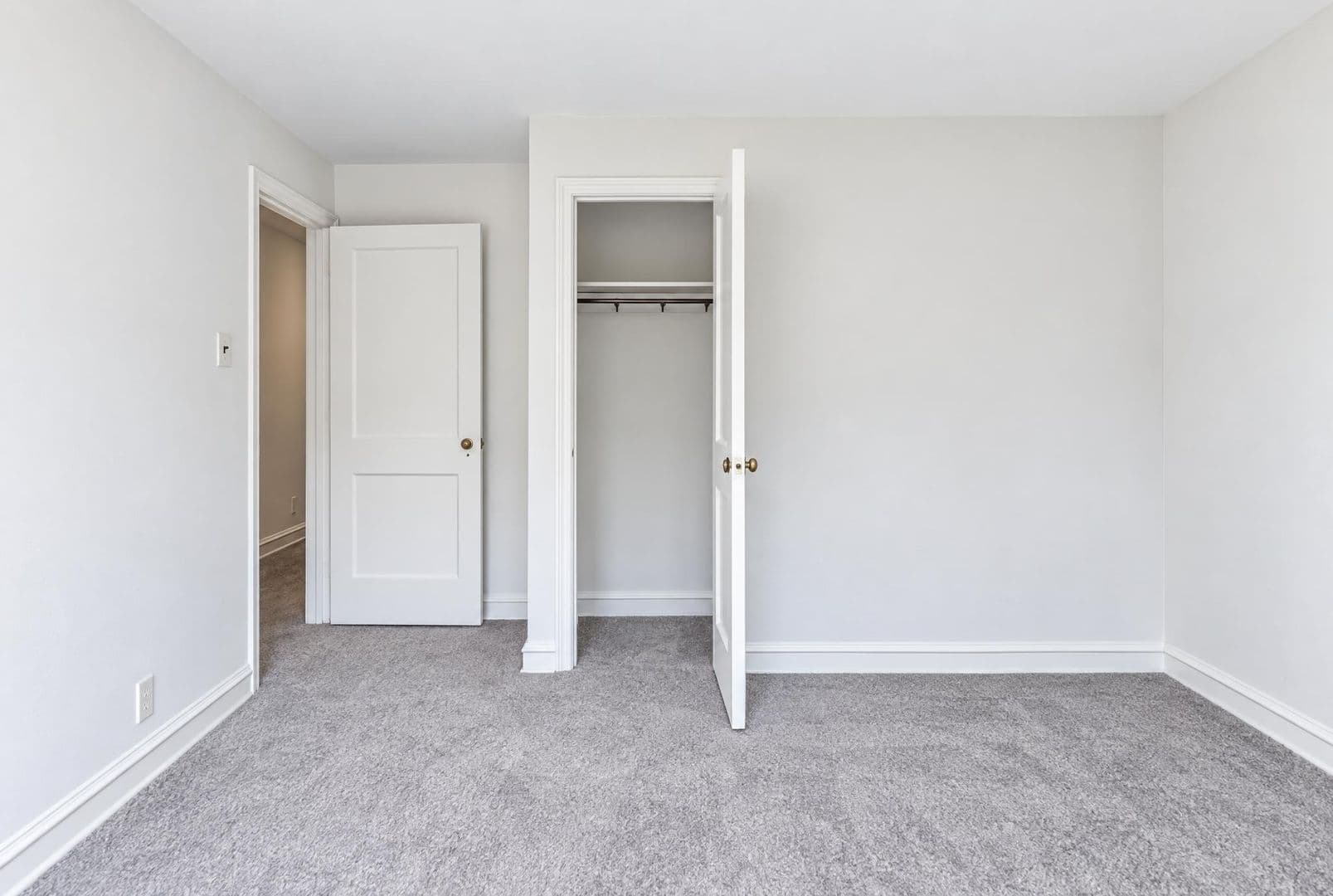 Philadelphia Apartment: 510 S Pleasant Place