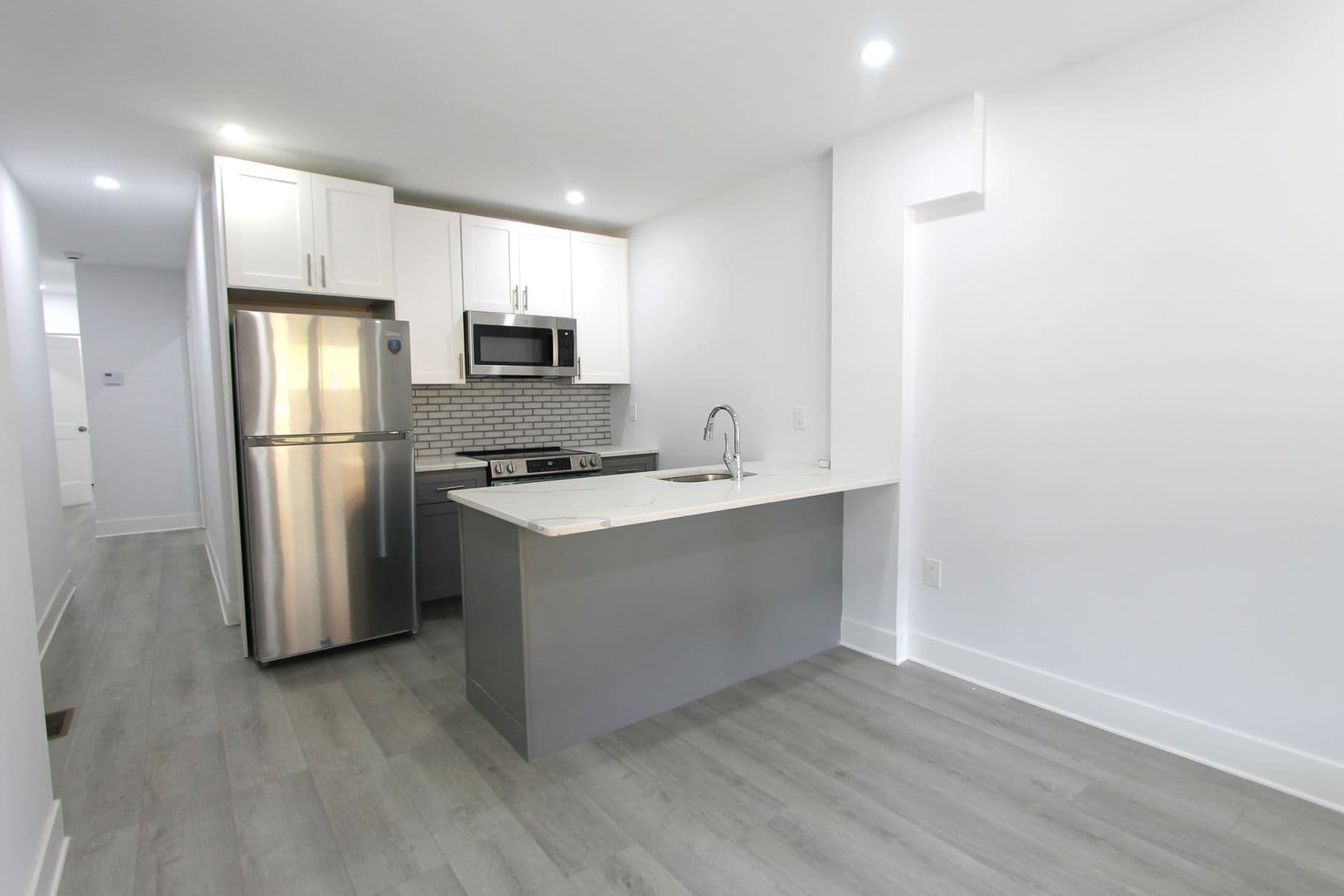Philadelphia Apartment: 103 East Coulter Street