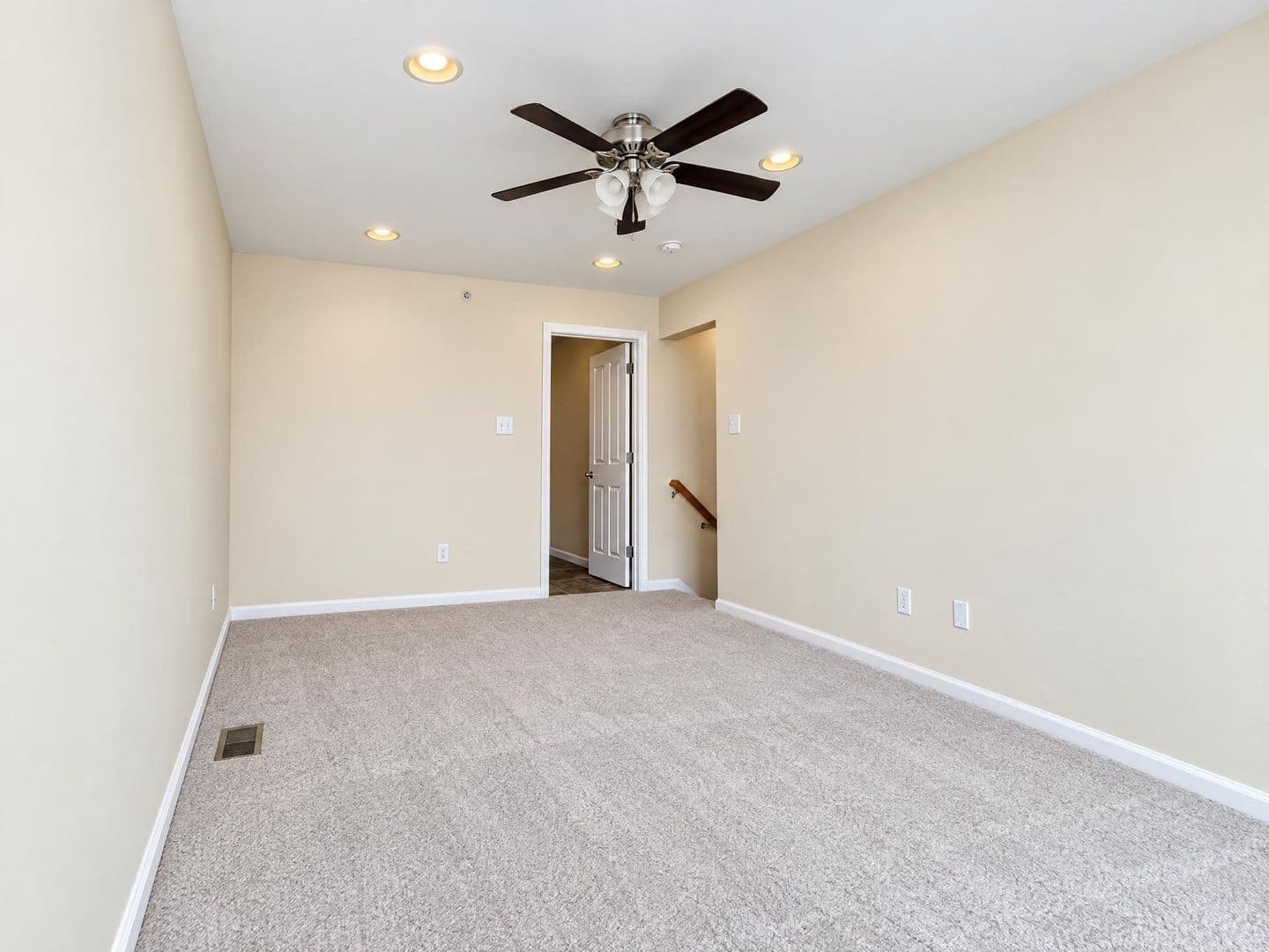Wyncote House: 316 Ross Court