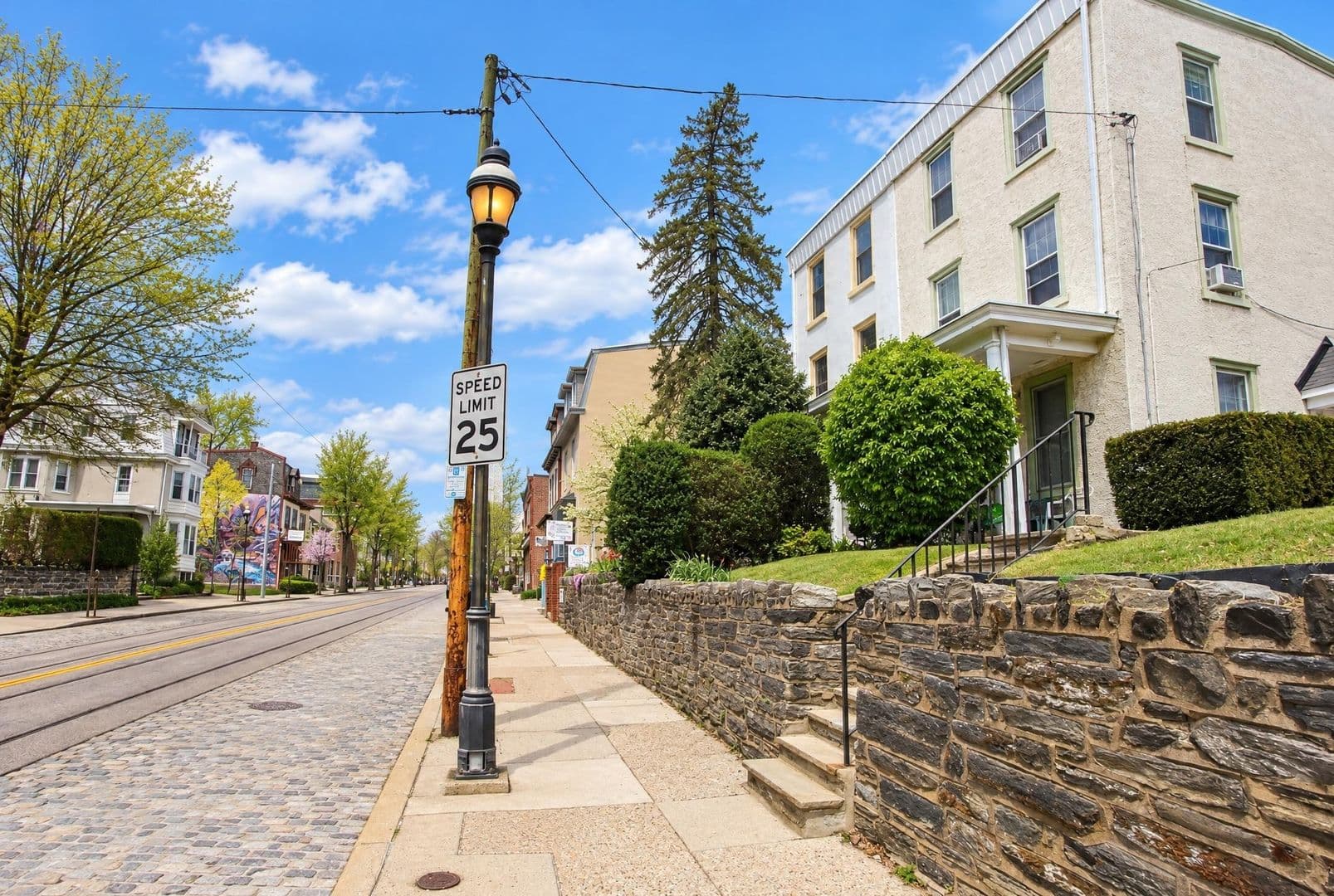 Philadelphia Apartment: 8107 Germantown Avenue