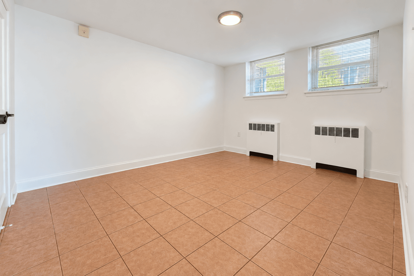 Philadelphia Apartment: 139 West Tulpehocken Street