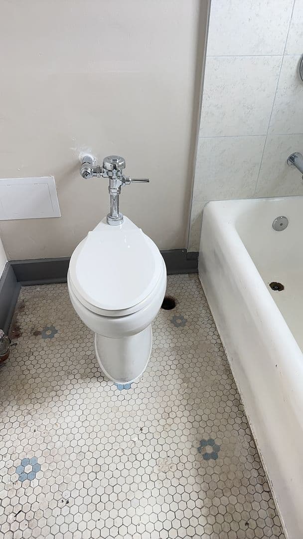 Chicago Apartment: 3216-18 N Cicero Ave