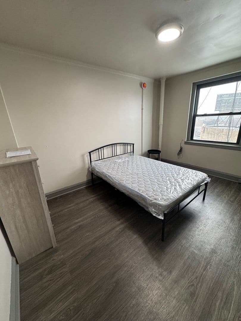 Chicago Apartment: 3216-18 N Cicero Ave