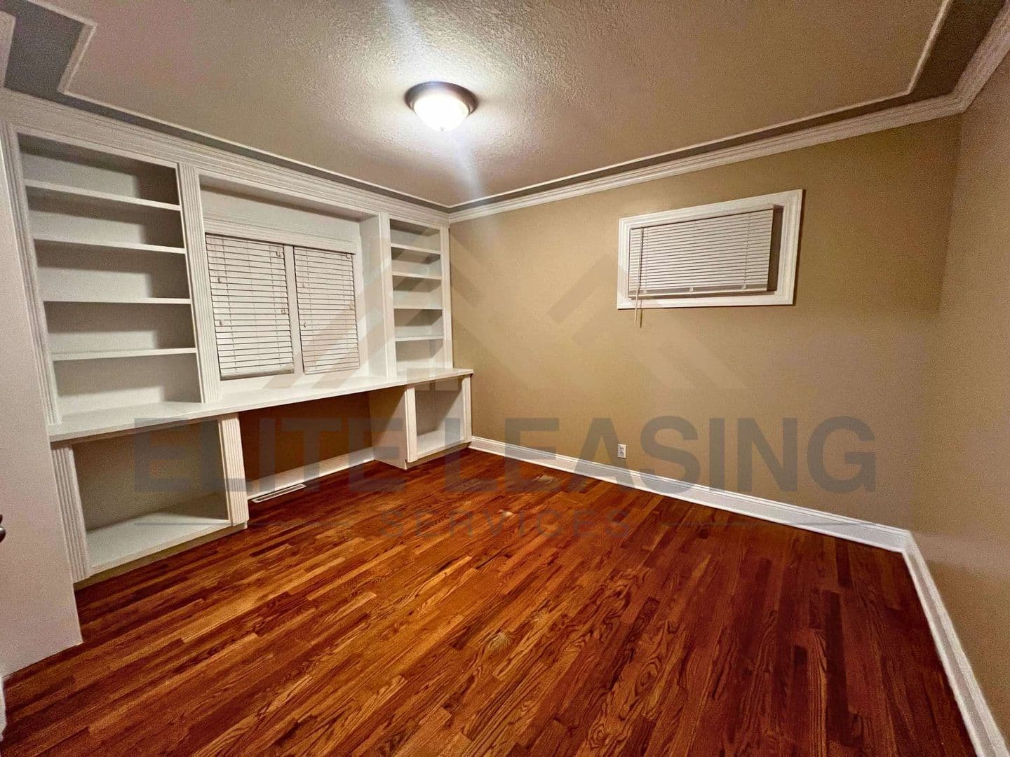 Topeka House: 4425 SW 27th Terr