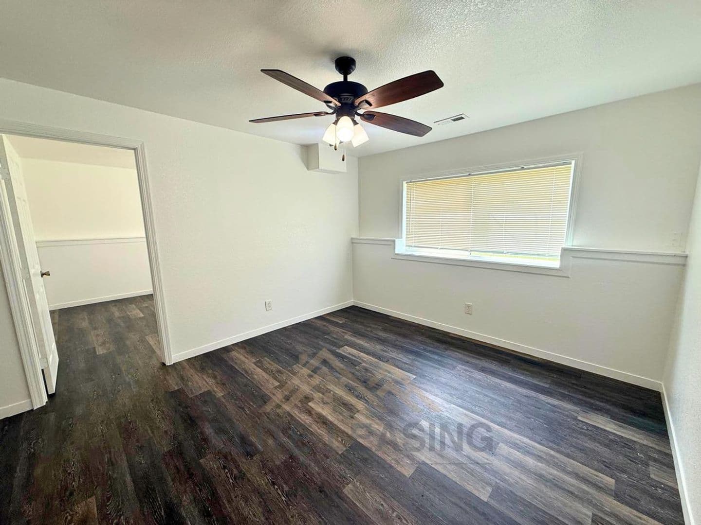 Topeka Apartment: 2810 SE Monroe St
