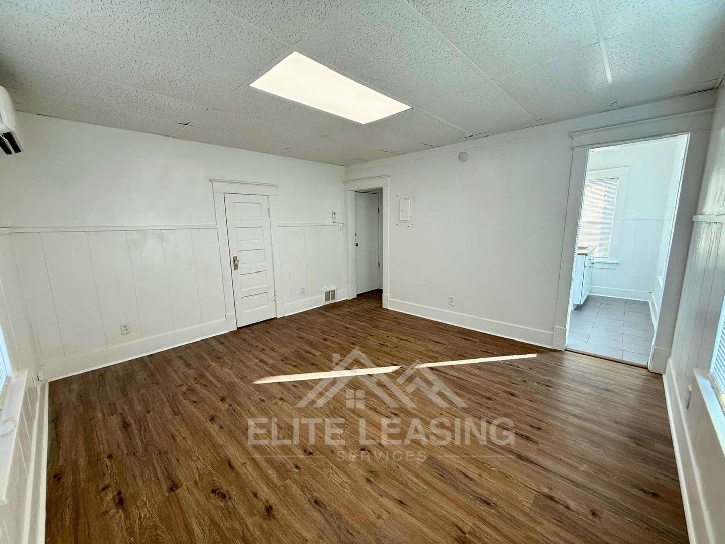 Topeka Apartment: 1500 SW Van Buren St.
