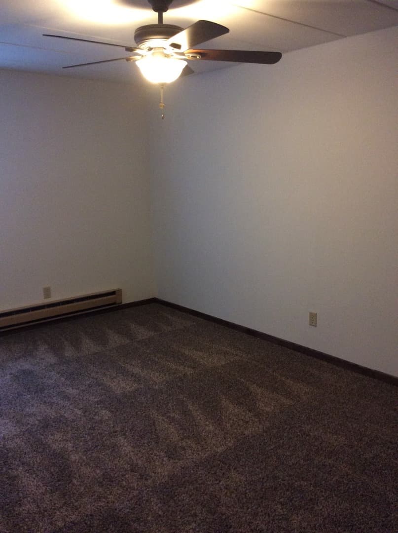 Schererville Apartment: 2130 Meadow Lane
