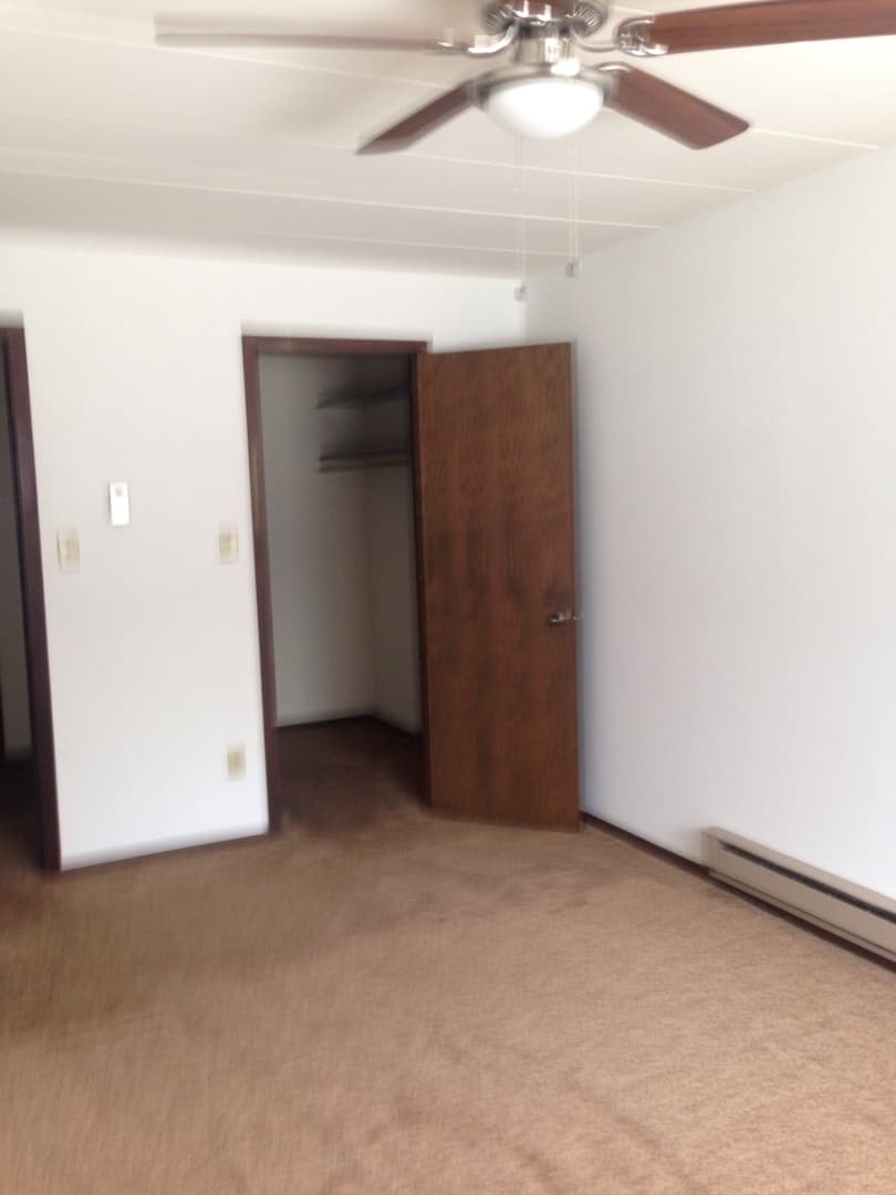 Schererville Apartment: 2115 Meadow Lane
