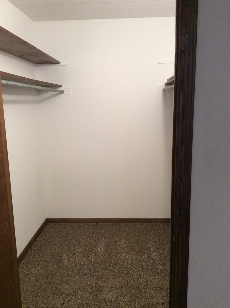 Schererville Apartment: 2130 Meadow Lane