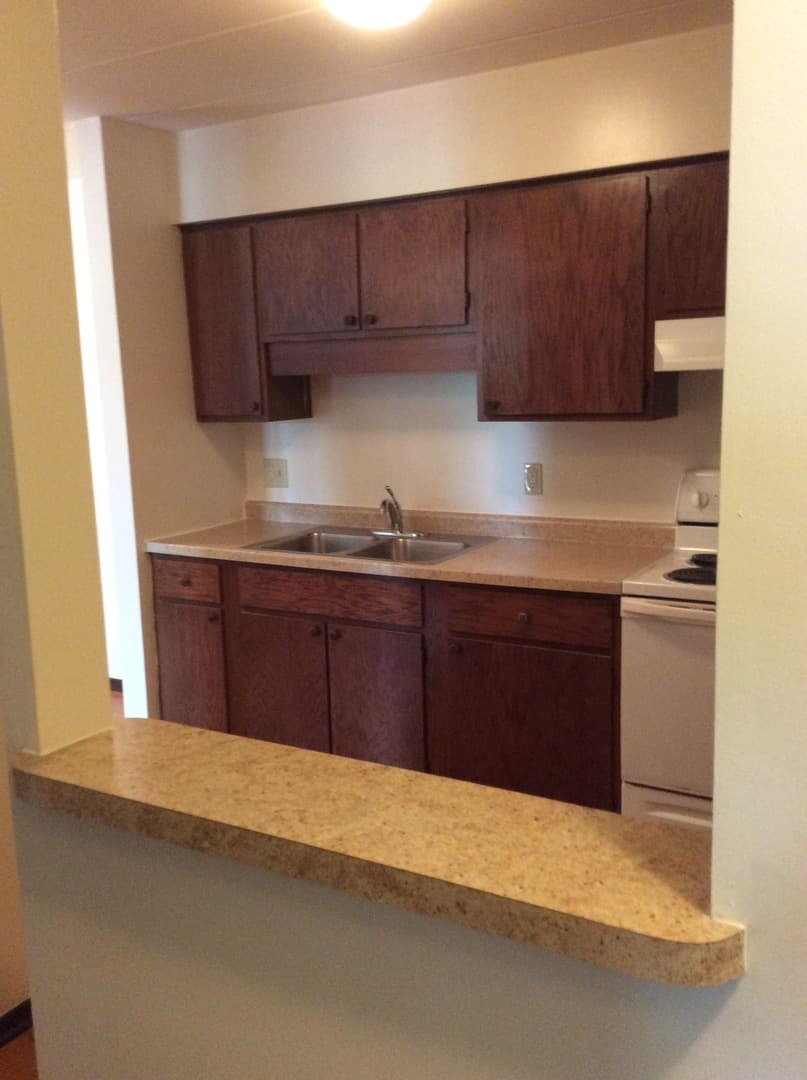 Schererville Apartment: 2060 Meadow Lane