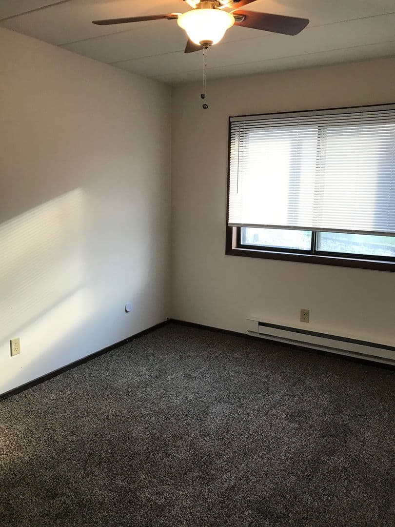 Schererville Apartment: 2060 Meadow Lane