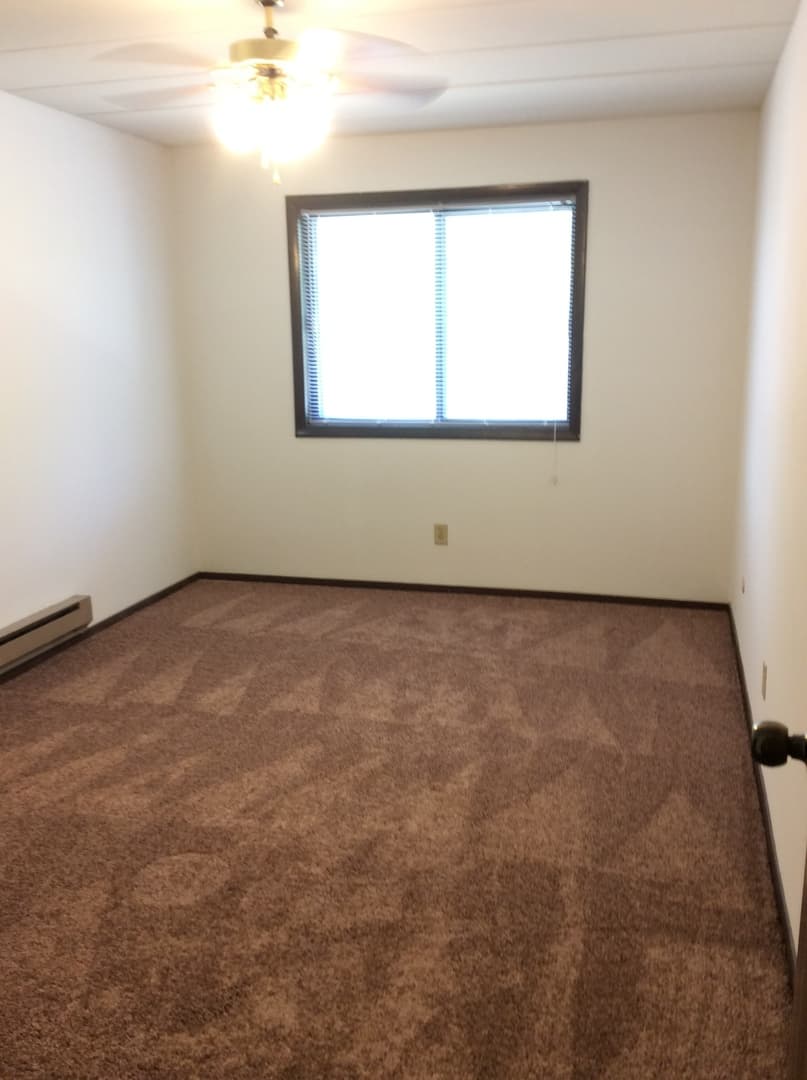Schererville Apartment: 2060 Meadow Lane
