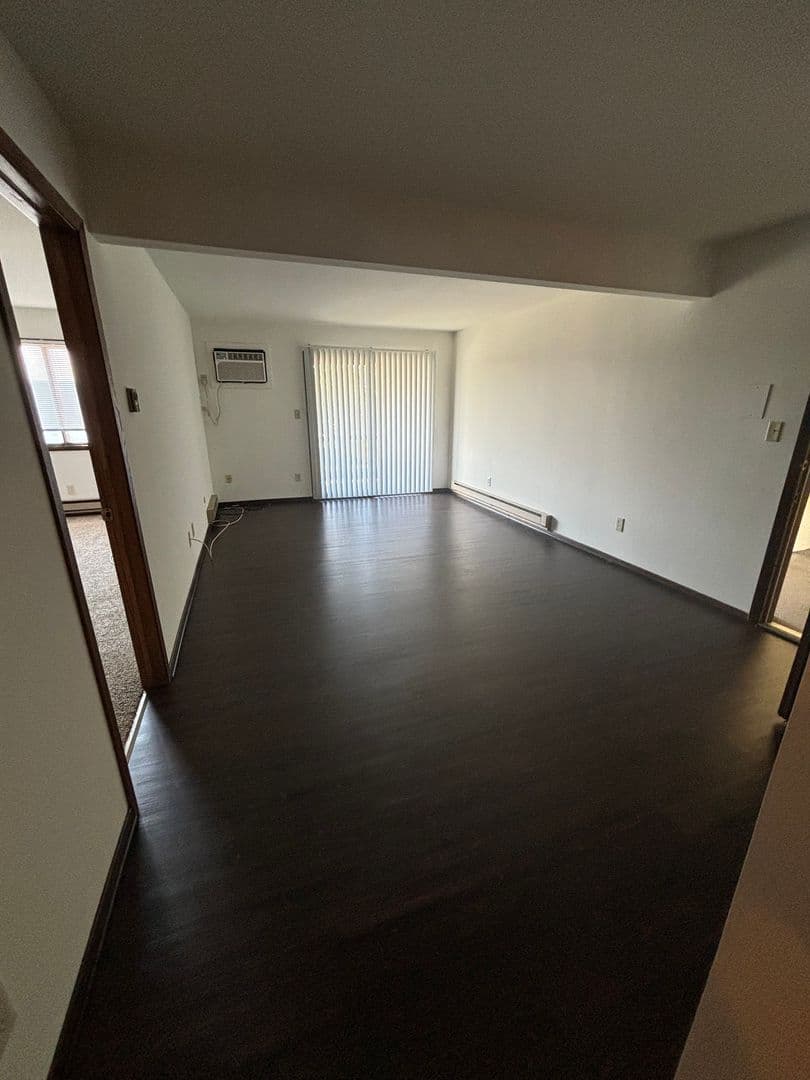 Schererville Apartment: 2115 Meadow Lane