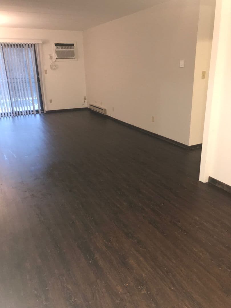 Schererville Apartment: 2125 Meadow Lane