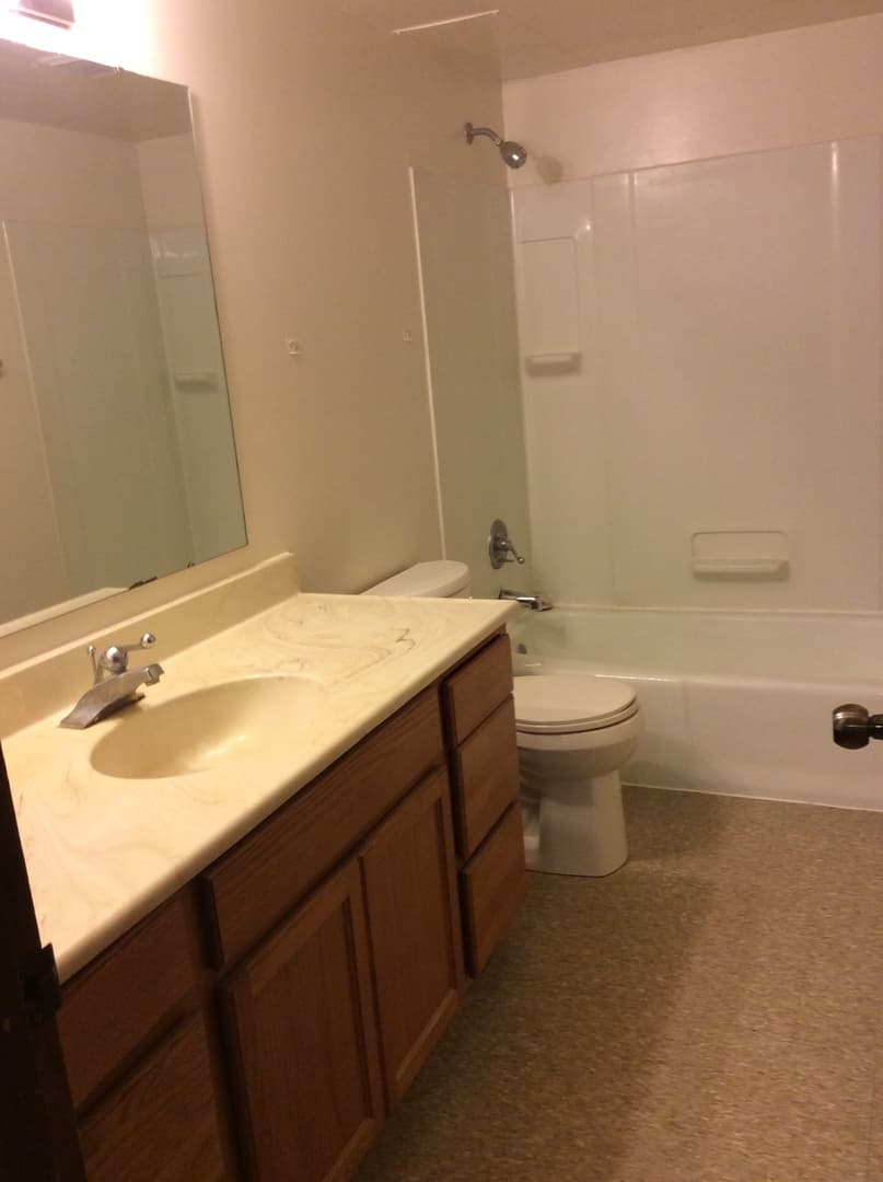 Schererville Apartment: 2130 Meadow Lane