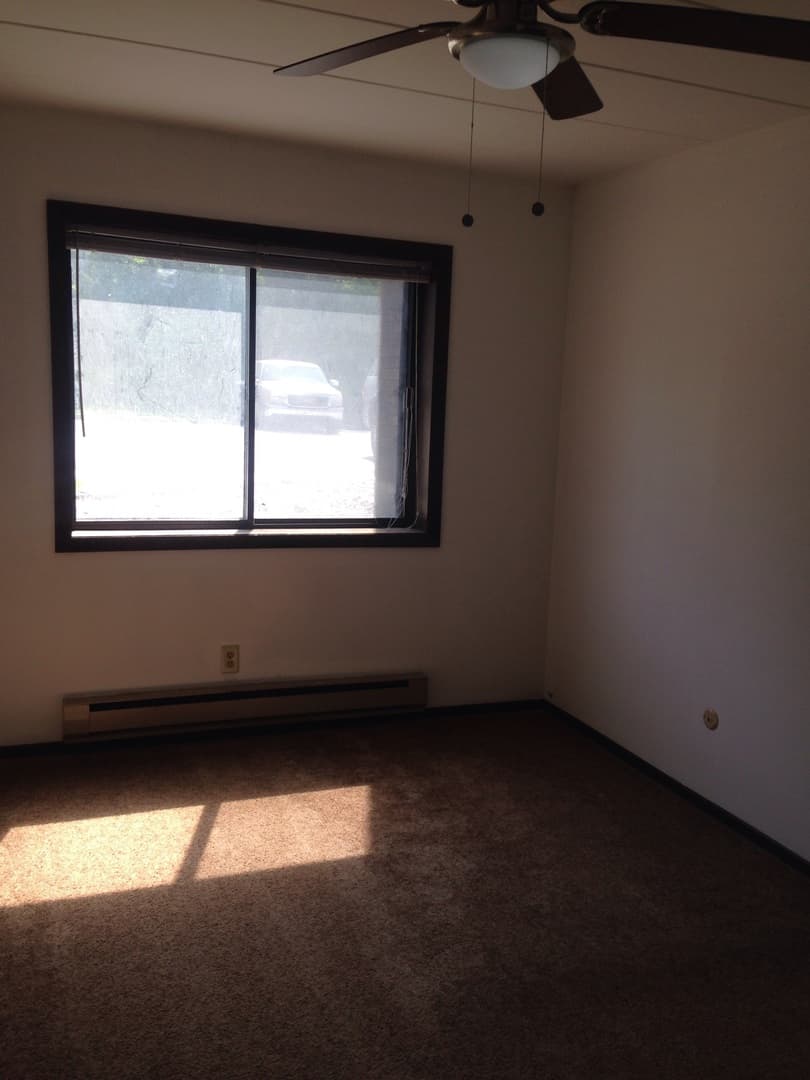 Schererville Apartment: 2115 Meadow Lane