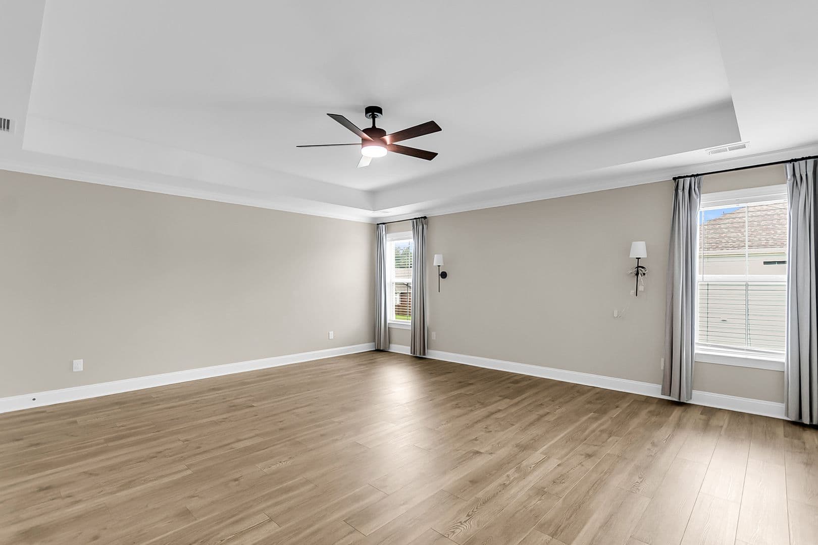 Moncks Corner House: 687 Black Pine Rd
