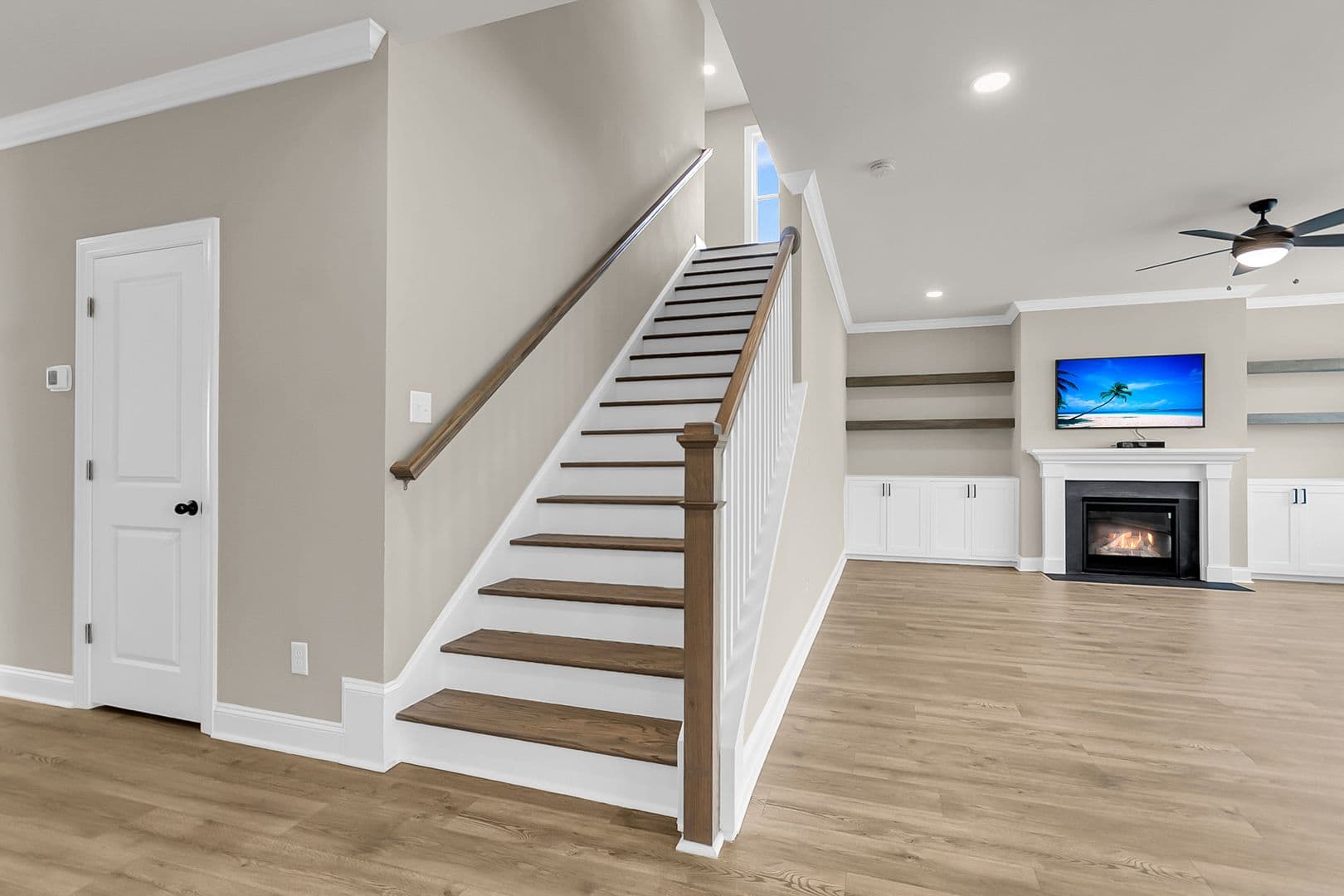 Moncks Corner House: 687 Black Pine Rd