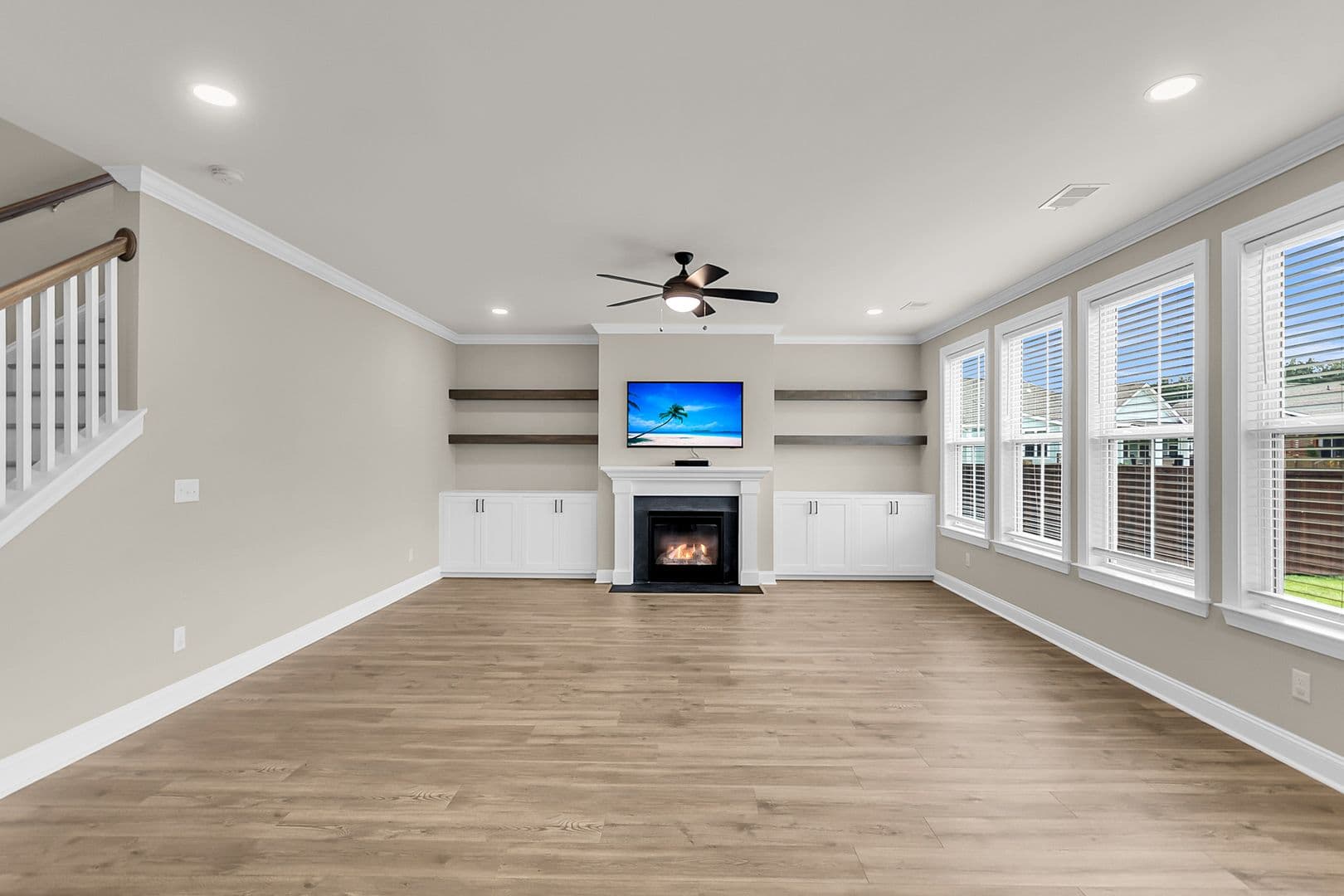 Moncks Corner House: 687 Black Pine Rd