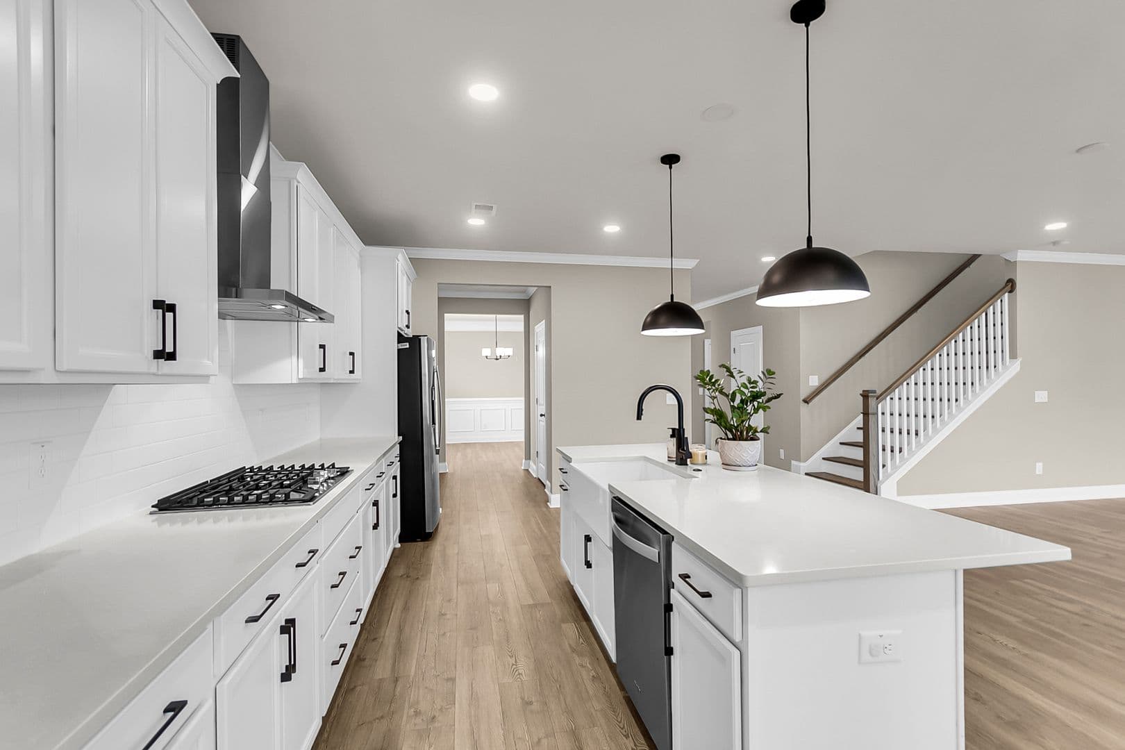 Moncks Corner House: 687 Black Pine Rd