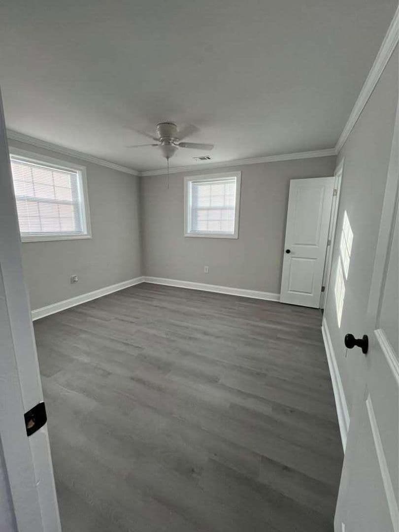 Charleston Apartment: 2143 Shrimp St  Charleston