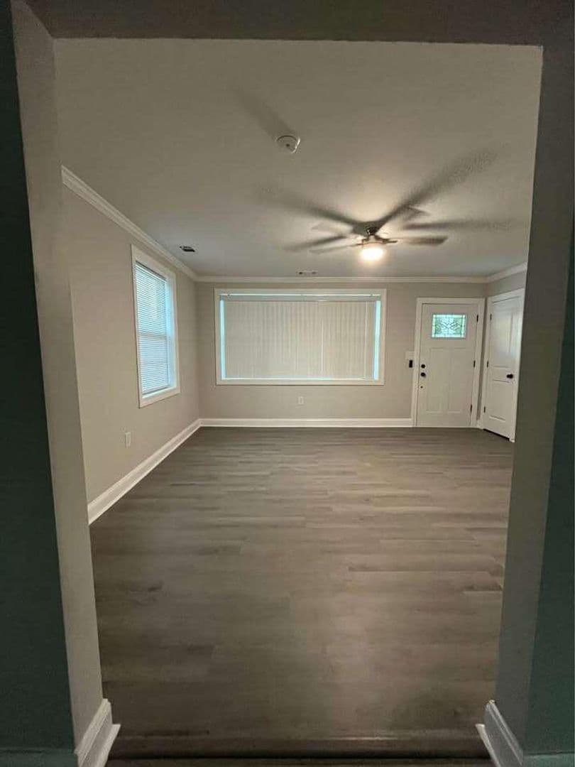 Charleston Apartment: 2143 Shrimp St  Charleston