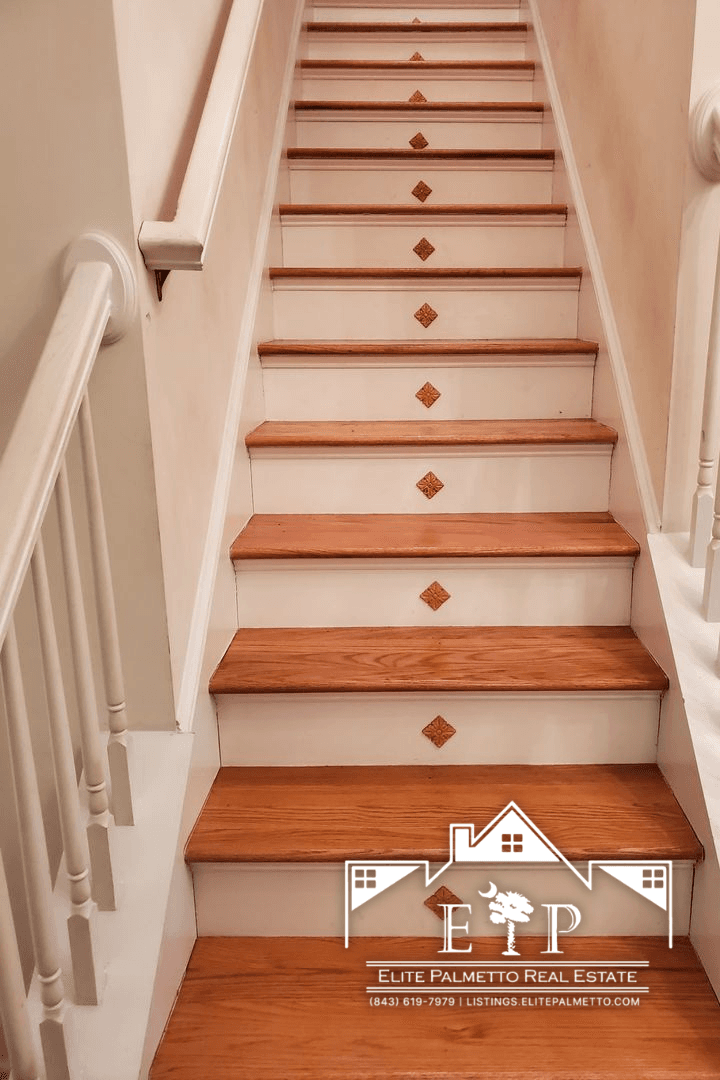 Moncks Corner House: 1520 Old Cherry Hill Rd