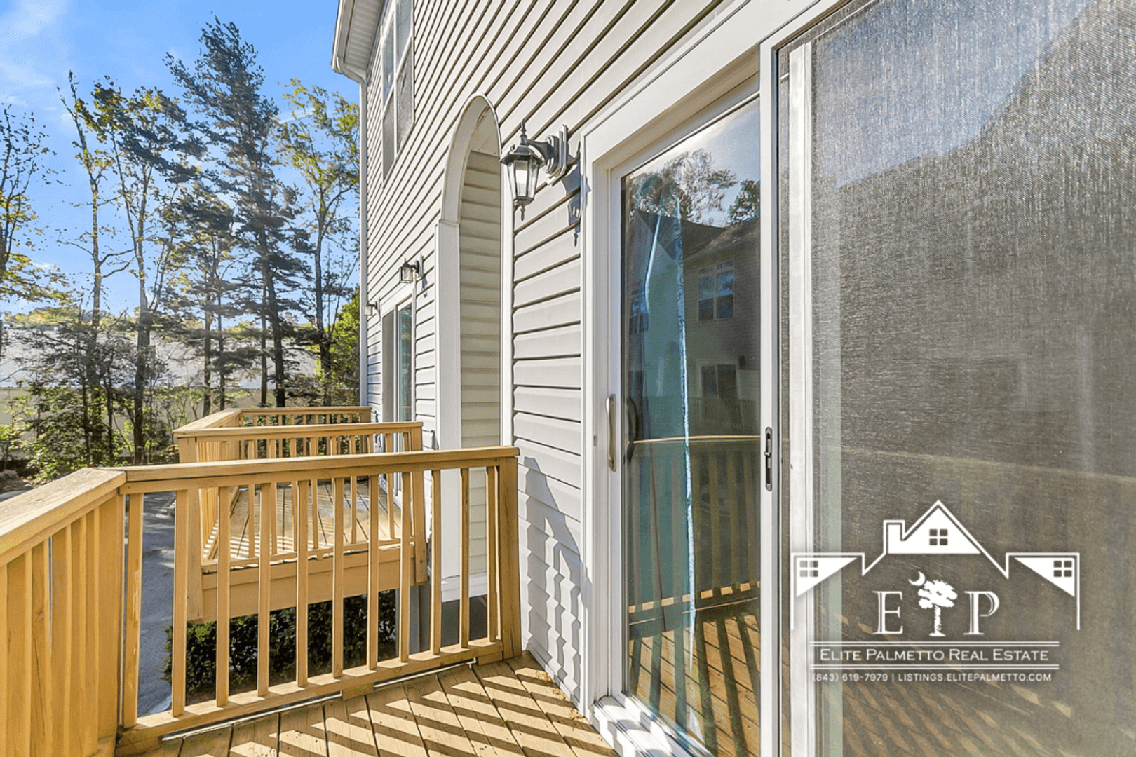 Charleston Townhome: 1815 Dogwood Rd