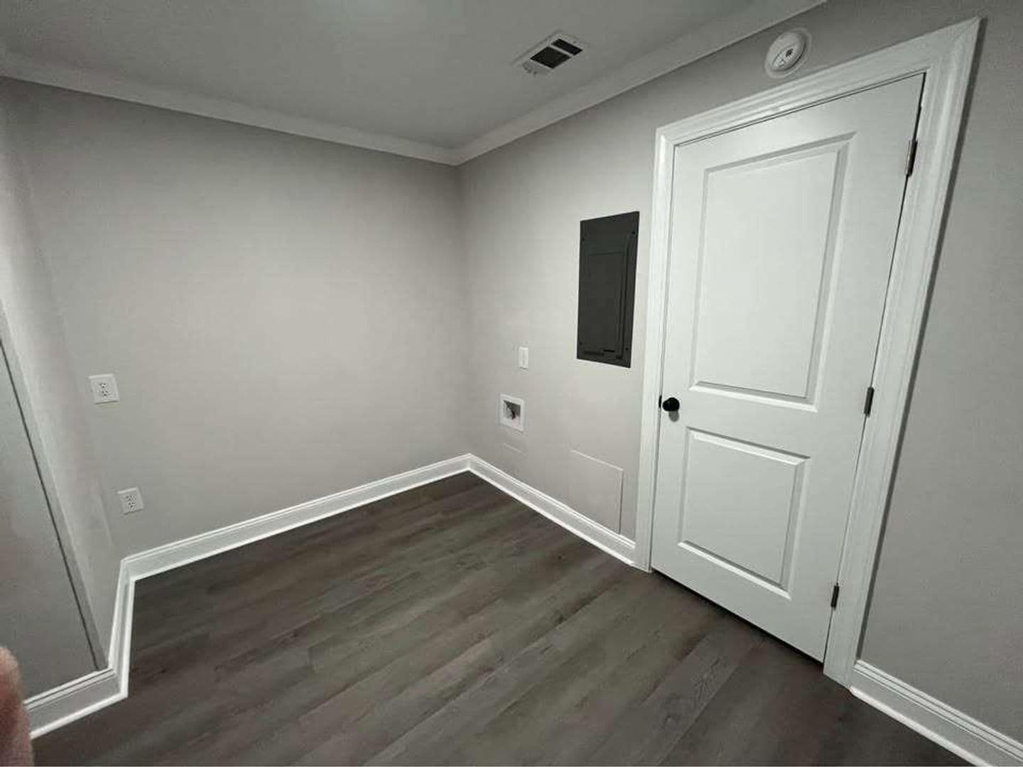 Charleston Apartment: 2143 Shrimp St  Charleston