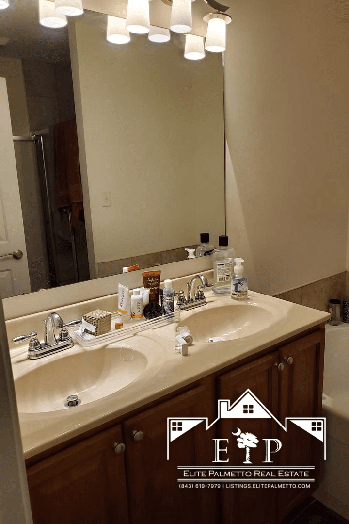 Moncks Corner House: 1520 Old Cherry Hill Rd