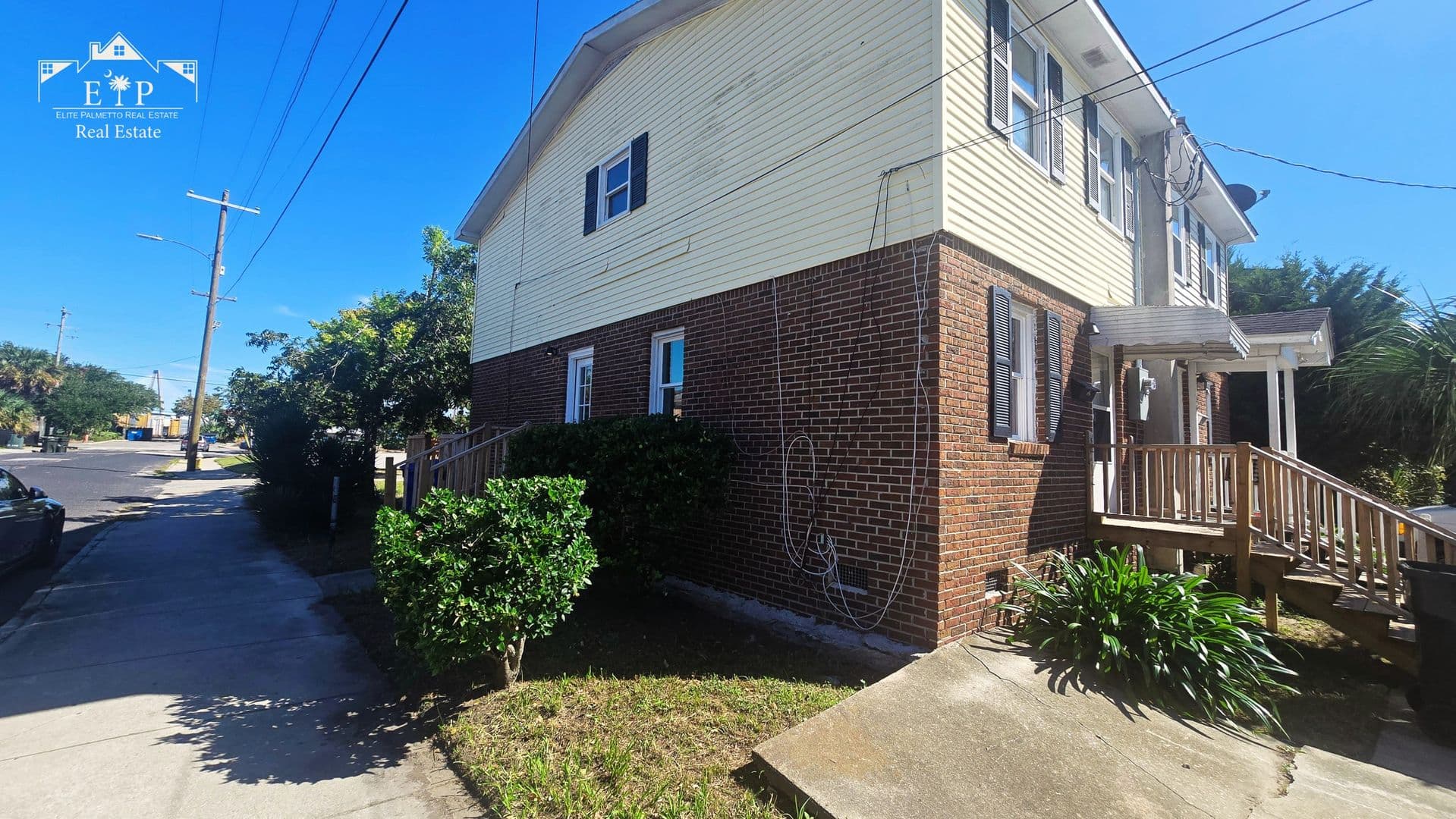 Charleston House: 38 Drake St Charleston