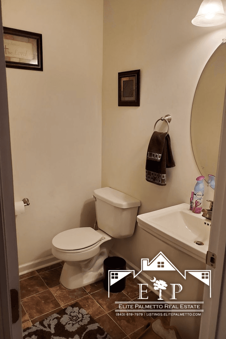 Moncks Corner House: 1520 Old Cherry Hill Rd