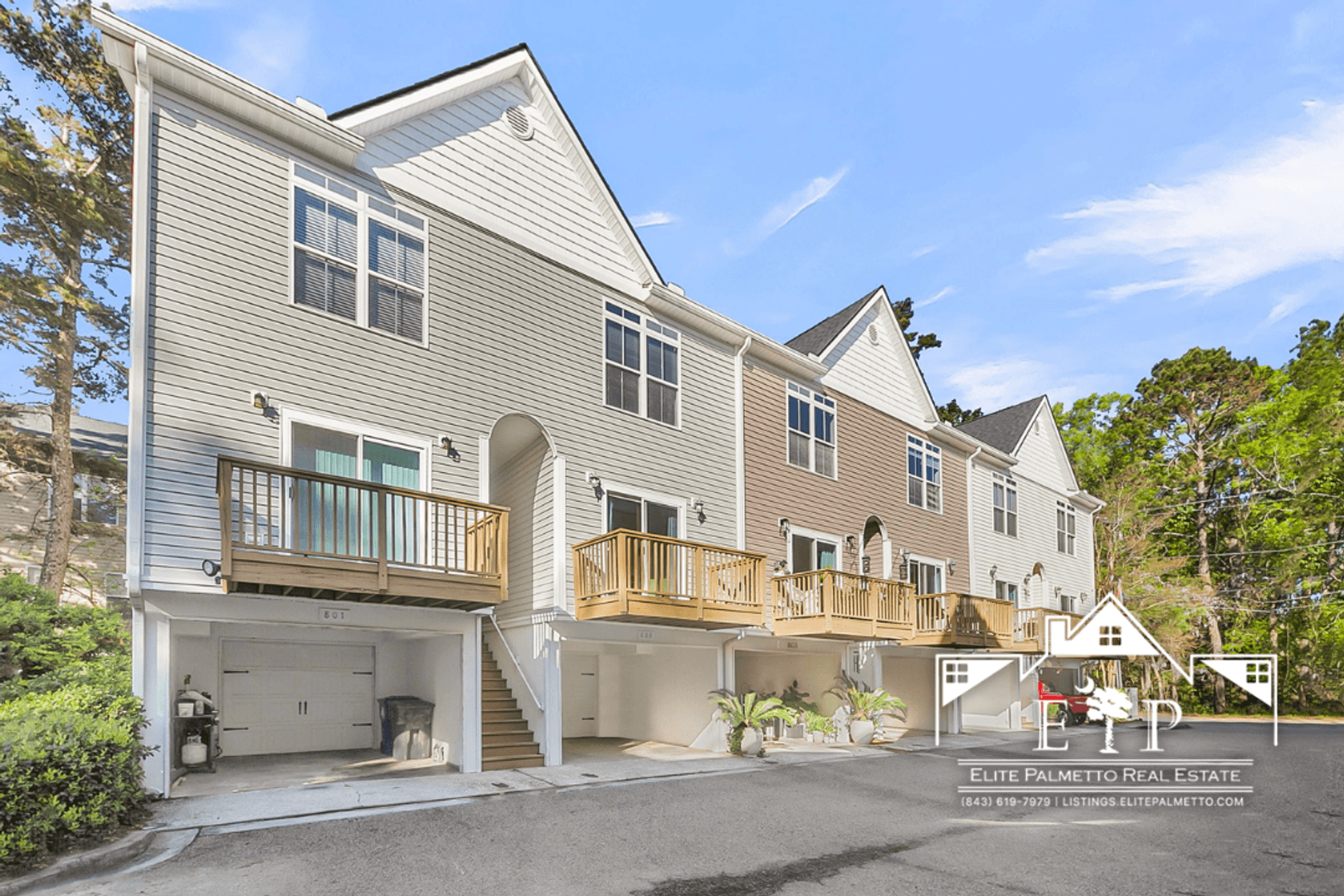 Charleston Townhome: 1815 Dogwood Rd