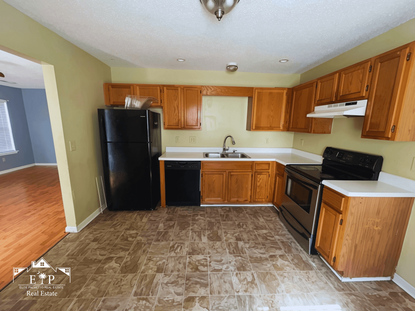 North Charleston House: 2520 Realm Street