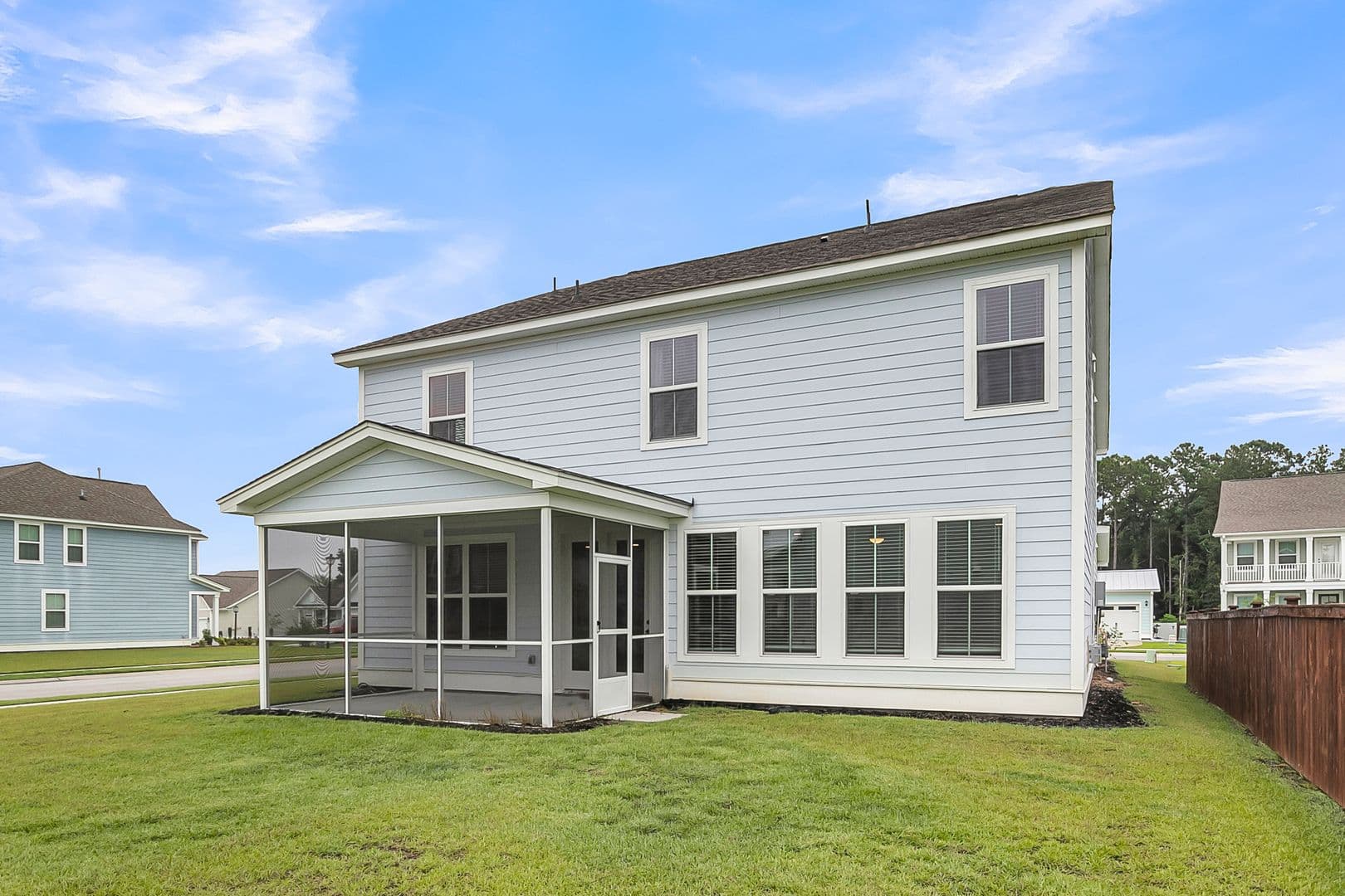 Moncks Corner House: 687 Black Pine Rd