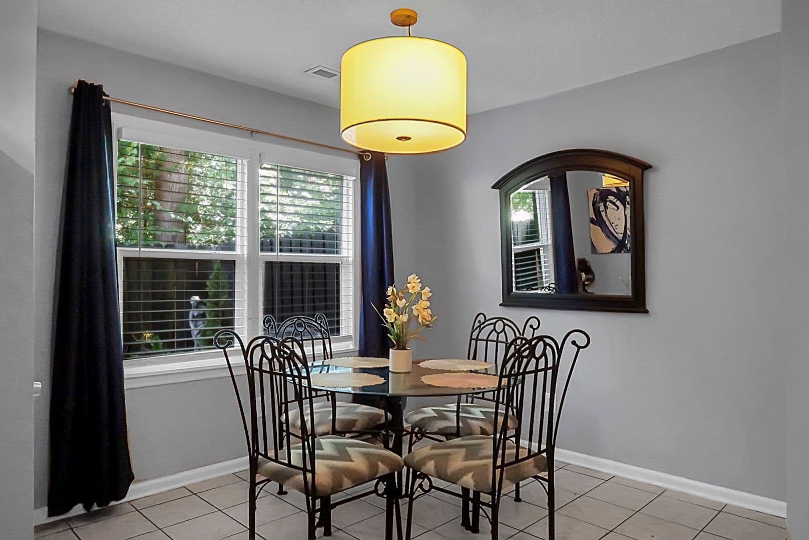 North Charleston House: 2483 Realm Street, North Charleston, SC 29406