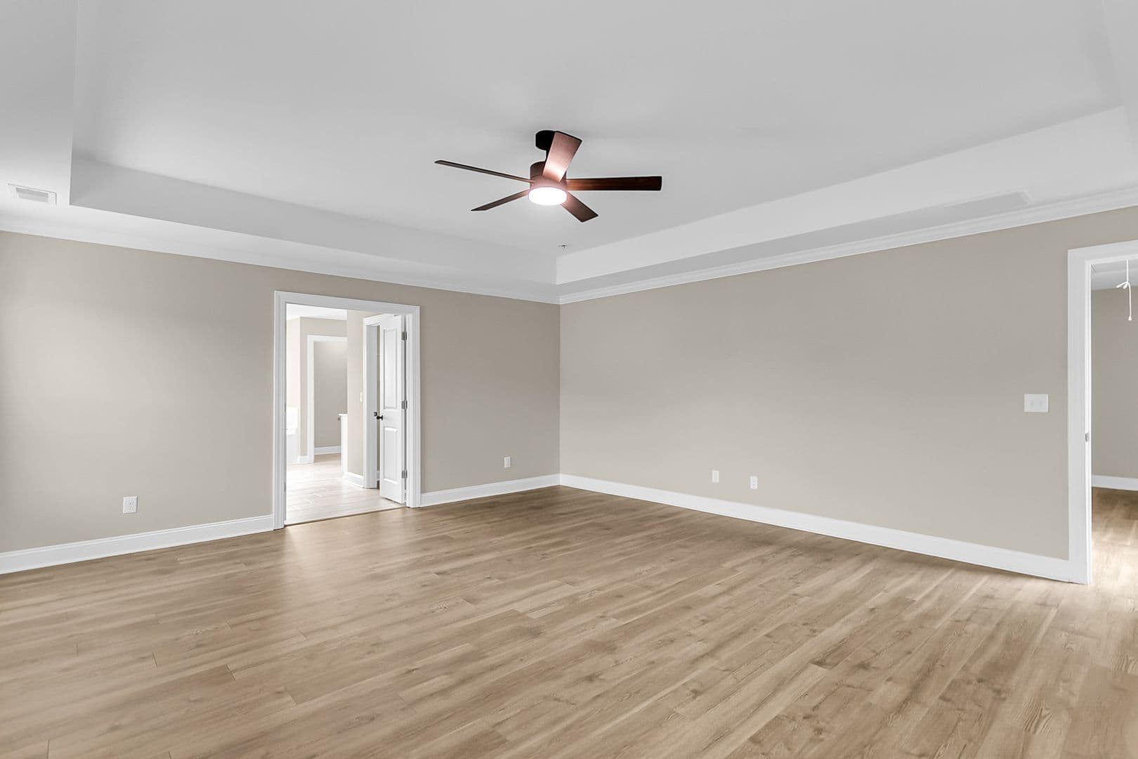 Moncks Corner House: 687 Black Pine Rd