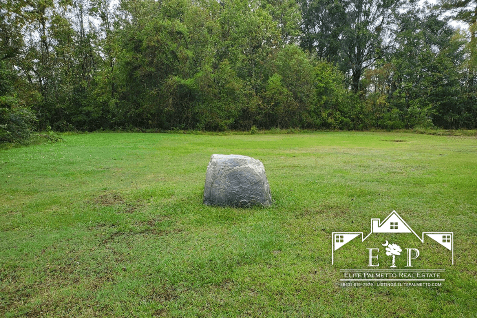 Moncks Corner House: 1520 Old Cherry Hill Rd