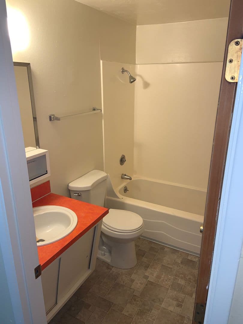 Corvallis Apartment: 223-229 NW 13th St