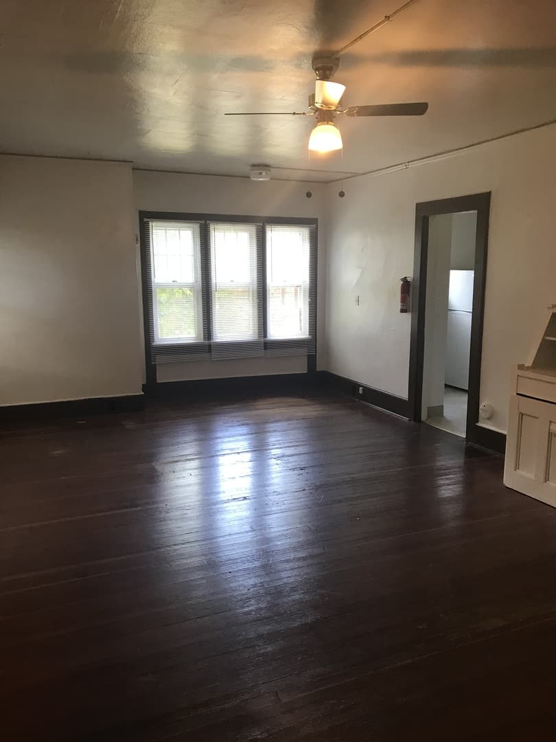 Corvallis Apartment: 146 12th St