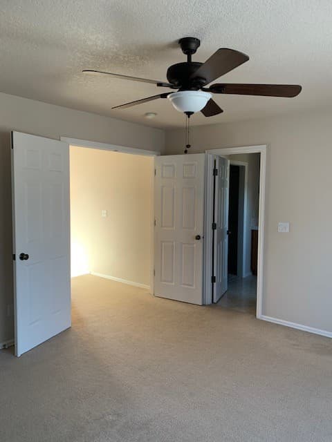 Corvallis House: 863 SE Bayshore Cir
