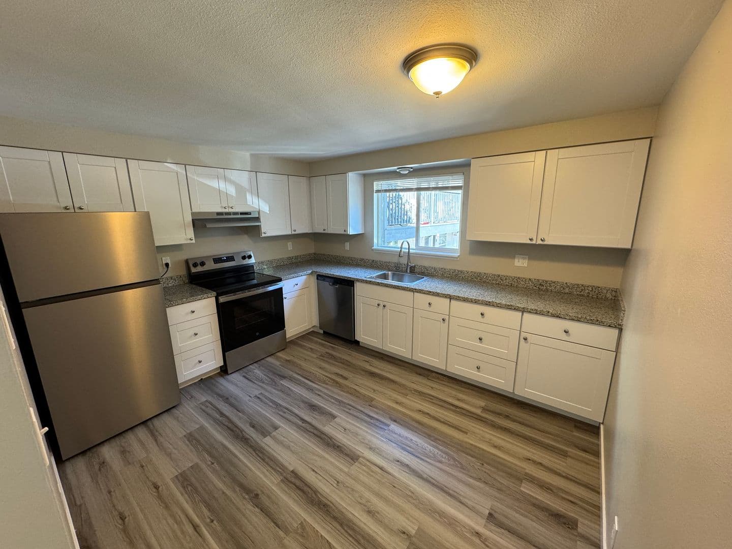 Corvallis Apartment: 824 SW Grove Street