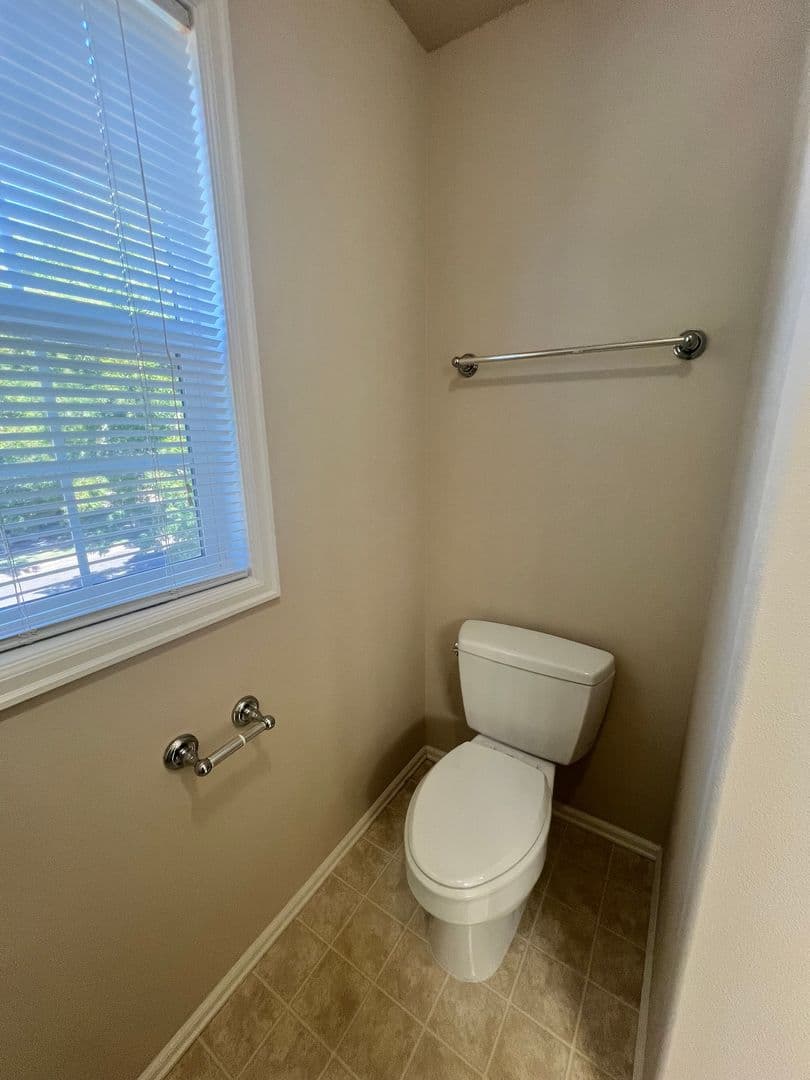 Corvallis House: 863 SE Bayshore Cir