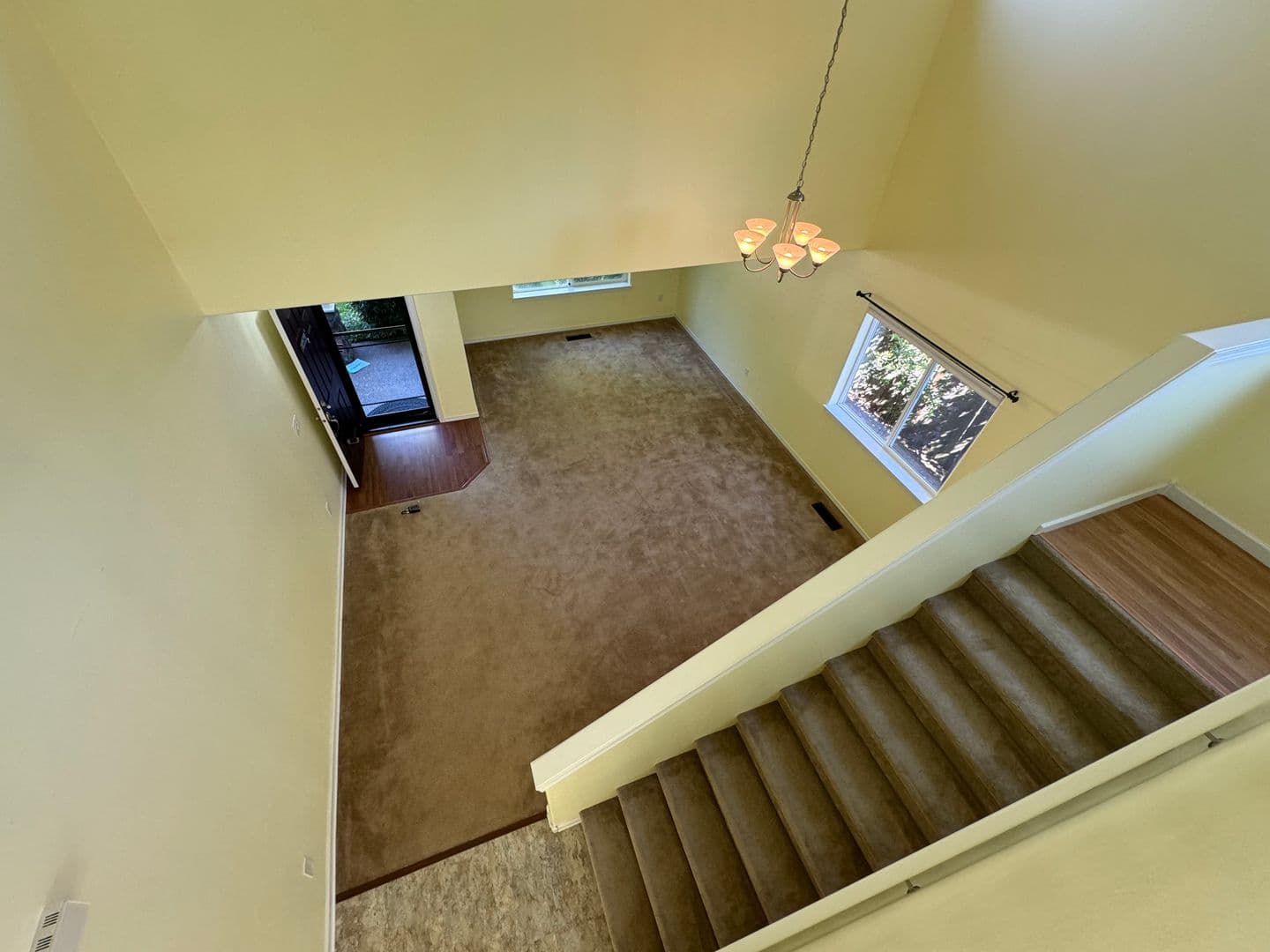 Albany House: 209 Derby Street SE