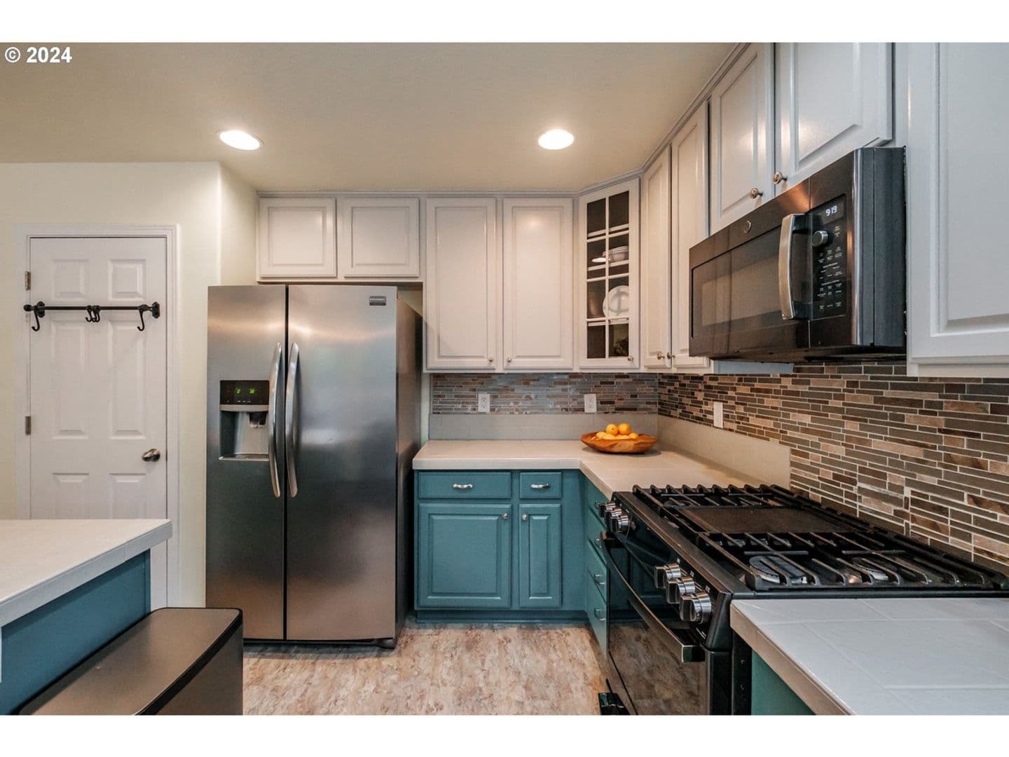 Albany House: 209 Derby Street SE